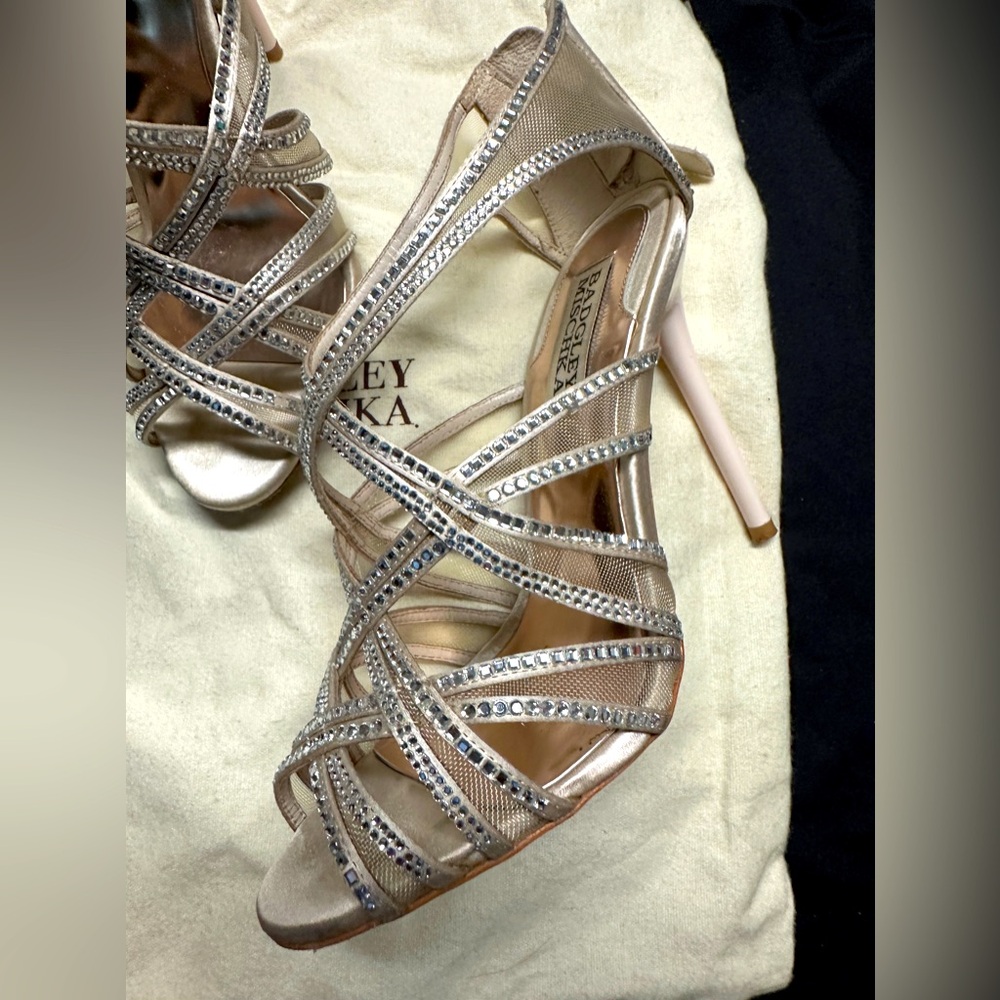 Badgley Mishka elegant classy heels. Size 7.5.
